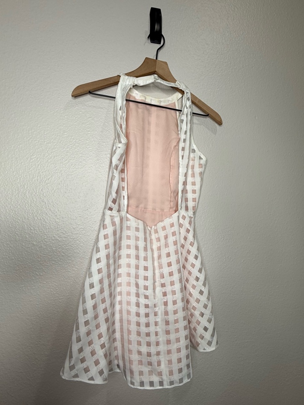 Lovers & Friends Gingham Checkered Halter Open Back Mini A-Line Dress, size S - Picture 4 of 6